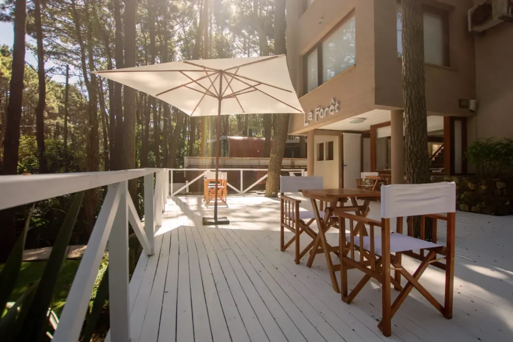 Deck principal al bosque